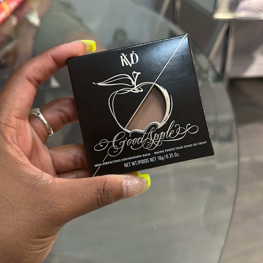 COPY - KVD GOODAPPLE FOUNDATION LIGHT 018